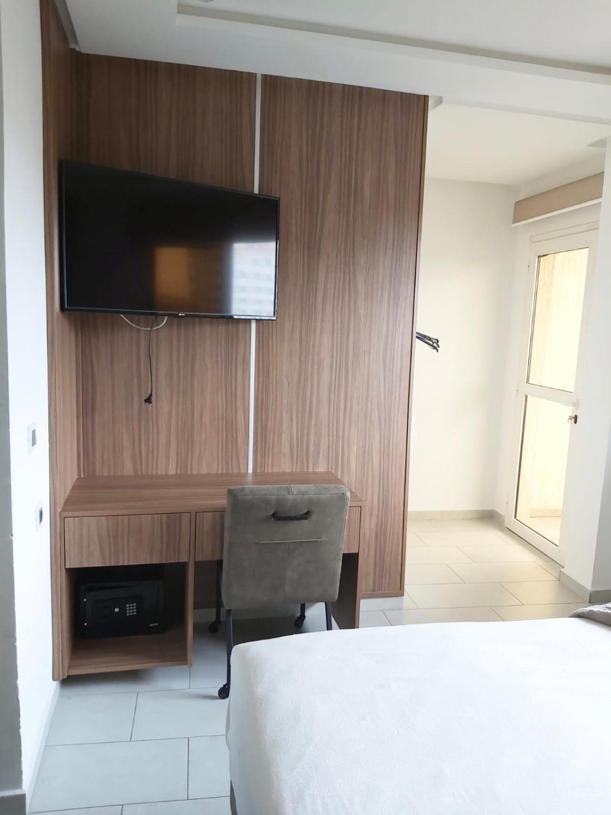 Appart Hotel Monaco 丹吉尔 外观 照片